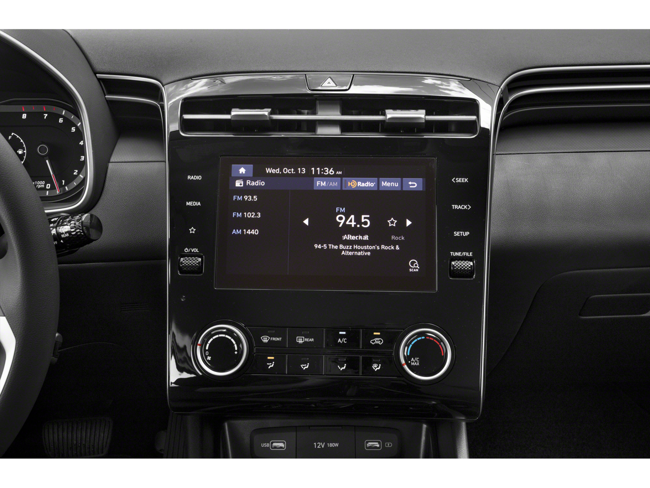 2022 Hyundai TUCSON SE