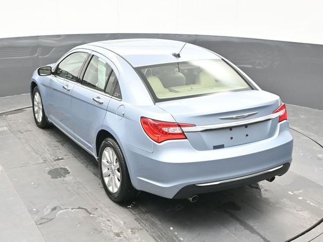 2013 Chrysler 200 Limited