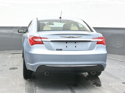 2013 Chrysler 200 Limited