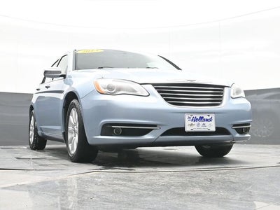 2013 Chrysler 200 Limited