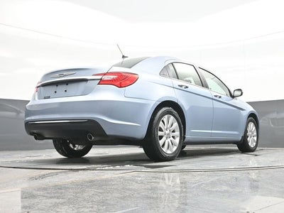2013 Chrysler 200 Limited