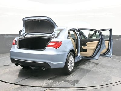 2013 Chrysler 200 Limited