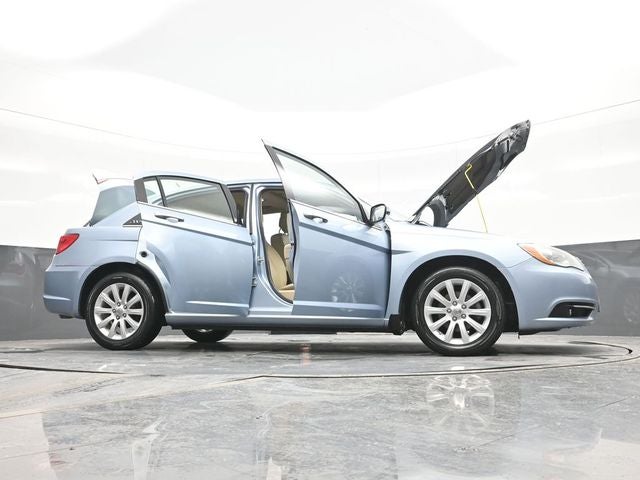 2013 Chrysler 200 Limited