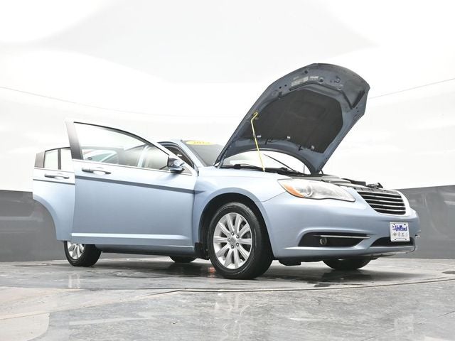 2013 Chrysler 200 Limited