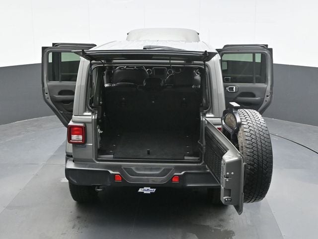 2021 Jeep Wrangler Unlimited Sahara Altitude