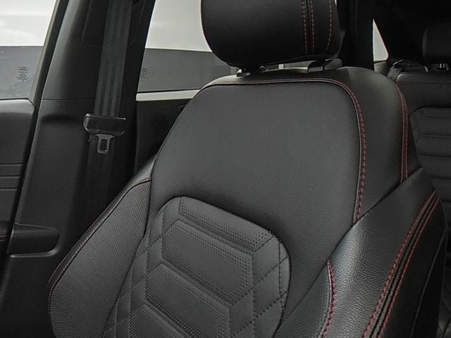 2024 Ford Escape ST-Line Elite