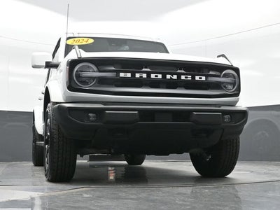 2024 Ford Bronco Outer Banks