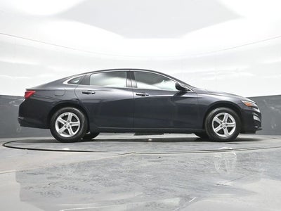 2022 Chevrolet Malibu LS 1LS