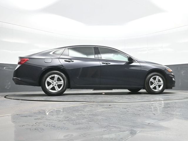 2022 Chevrolet Malibu LS 1LS