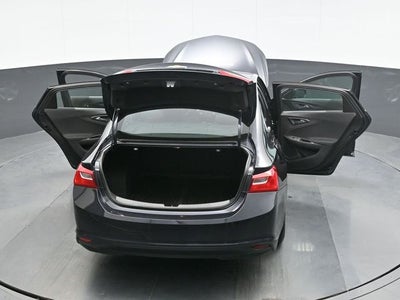2022 Chevrolet Malibu LS 1LS