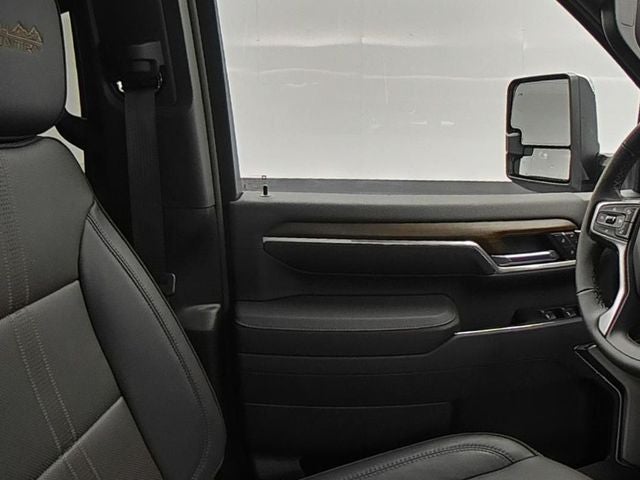 2026 Chevrolet Silverado 2500HD High Country