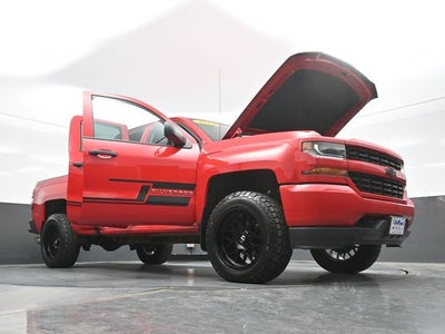 2018 Chevrolet Silverado 1500 Custom