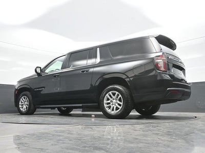 2023 Chevrolet Suburban LT