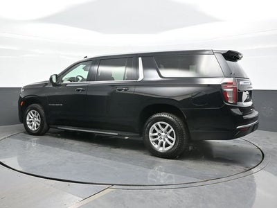 2023 Chevrolet Suburban LT