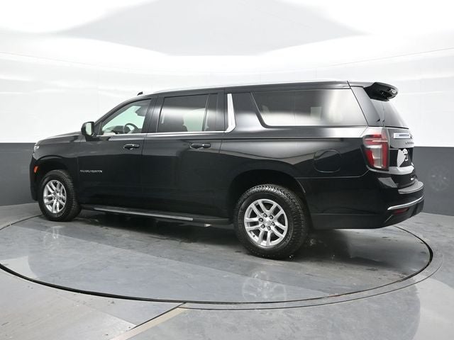 2023 Chevrolet Suburban LT