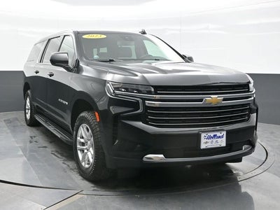 2023 Chevrolet Suburban LT