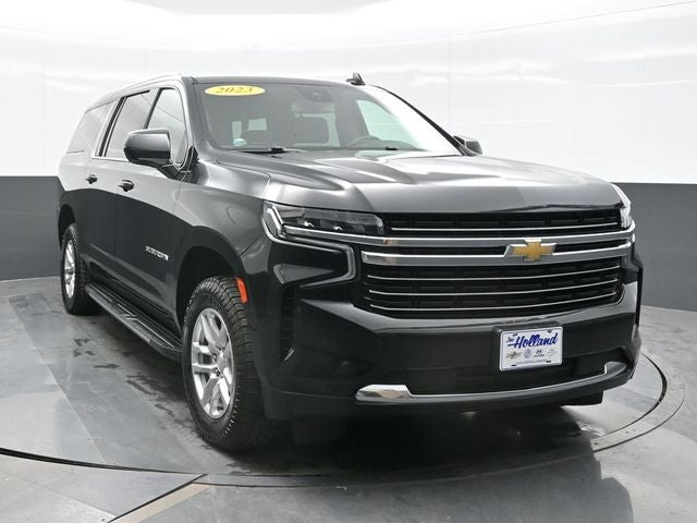 2023 Chevrolet Suburban LT