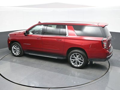 2022 Chevrolet Suburban LT