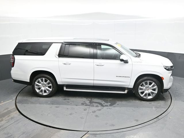 2021 Chevrolet Suburban High Country