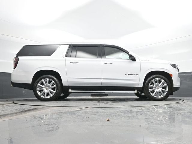 2021 Chevrolet Suburban High Country