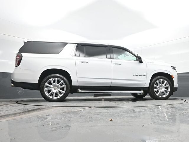 2021 Chevrolet Suburban High Country