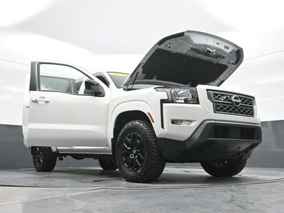 2023 Nissan Frontier SV