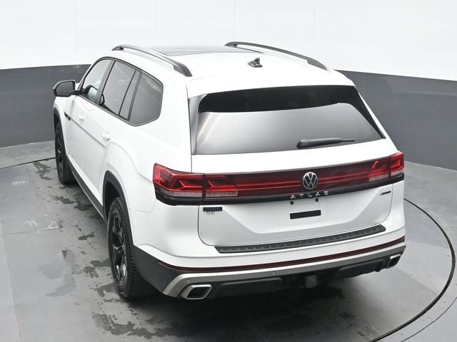 2024 Volkswagen Atlas 2.0T Peak Edition SE w/Technology