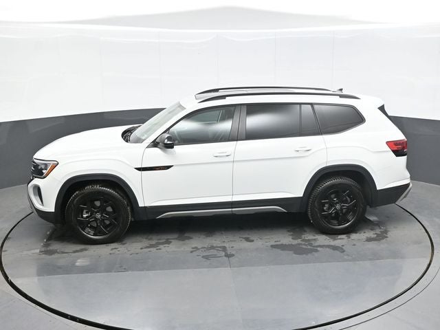 2024 Volkswagen Atlas 2.0T Peak Edition SE w/Technology