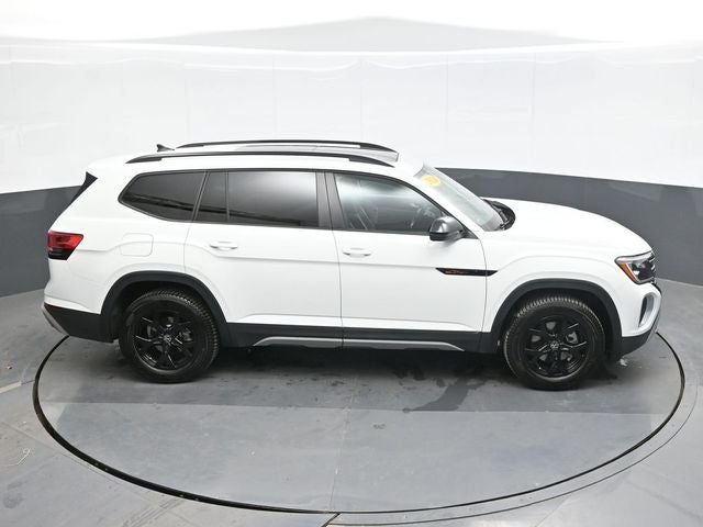 2024 Volkswagen Atlas 2.0T Peak Edition SE w/Technology