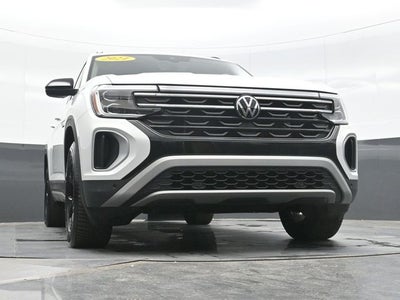 2024 Volkswagen Atlas 2.0T Peak Edition SE w/Technology