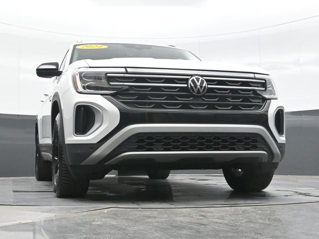2024 Volkswagen Atlas 2.0T Peak Edition SE w/Technology