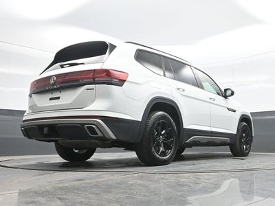 2024 Volkswagen Atlas 2.0T Peak Edition SE w/Technology