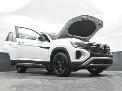 2024 Volkswagen Atlas 2.0T Peak Edition SE w/Technology