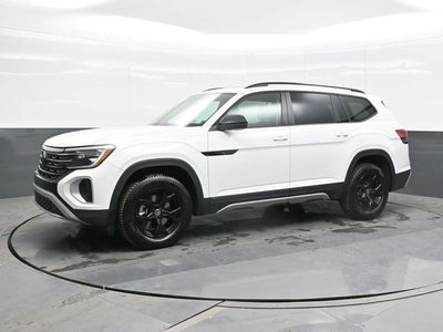 2024 Volkswagen Atlas 2.0T Peak Edition SE w/Technology