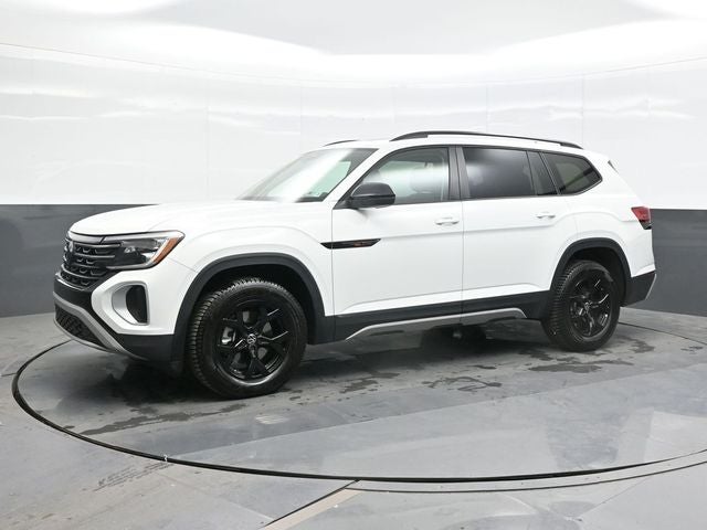 2024 Volkswagen Atlas 2.0T Peak Edition SE w/Technology