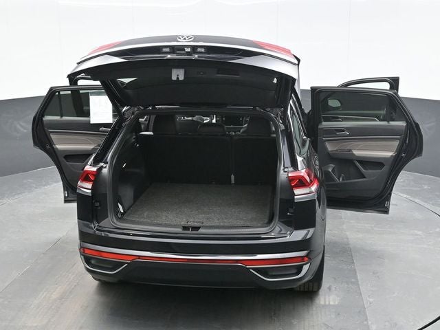 2023 Volkswagen Atlas Cross Sport 2.0T SE w/Technology