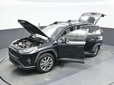 2020 Toyota RAV4 XLE Premium