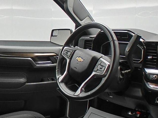 2023 Chevrolet Silverado 1500 LT LT1