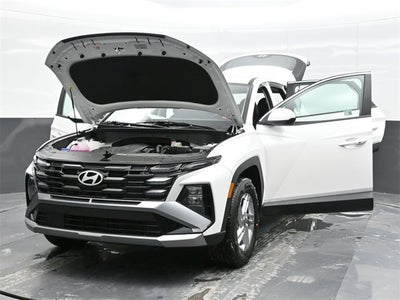 2025 Hyundai TUCSON SE