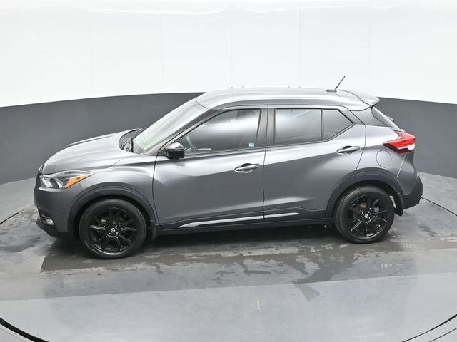 2019 Nissan Kicks SR