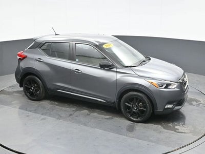 2019 Nissan Kicks SR