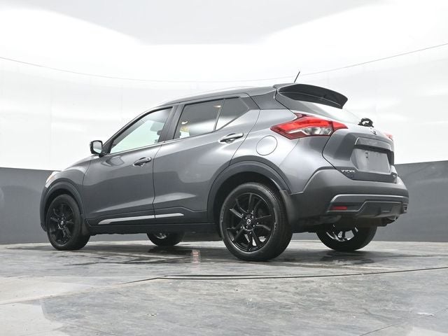 2019 Nissan Kicks SR