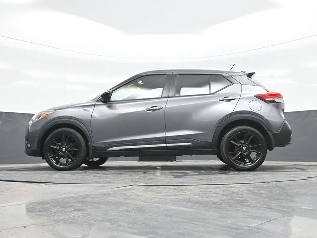 2019 Nissan Kicks SR