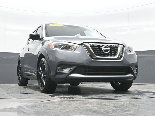 2019 Nissan Kicks SR