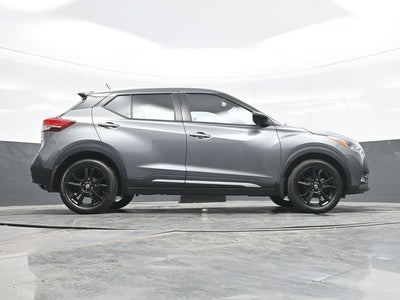 2019 Nissan Kicks SR
