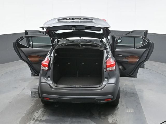 2019 Nissan Kicks SR