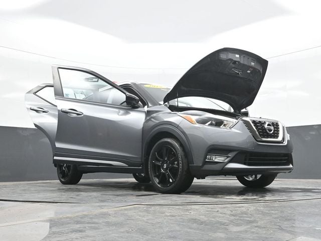 2019 Nissan Kicks SR
