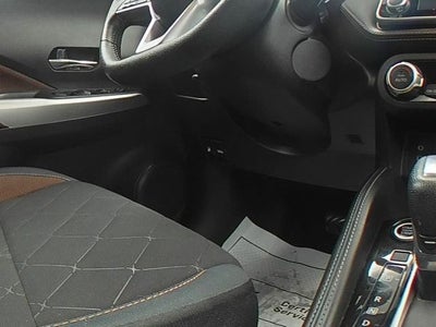 2019 Nissan Kicks SR