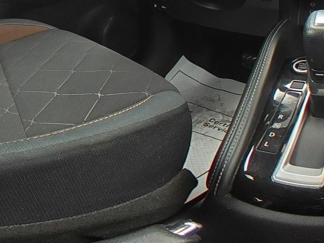 2019 Nissan Kicks SR