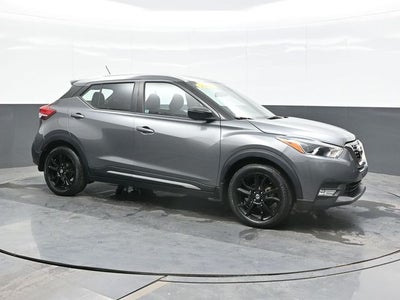 2019 Nissan Kicks SR